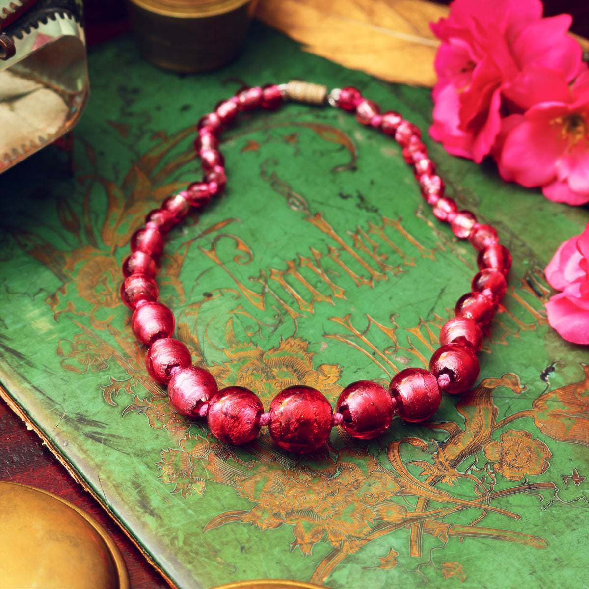 Vintage Venetian Foiled Glass Bead Necklace