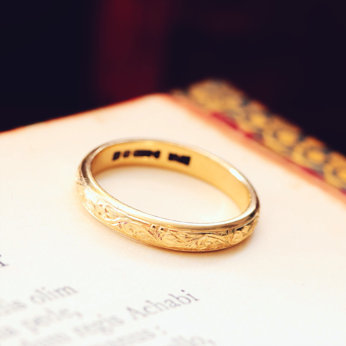 Vintage Size 'P' Hand Engraved 9ct Gold Wedding Ring