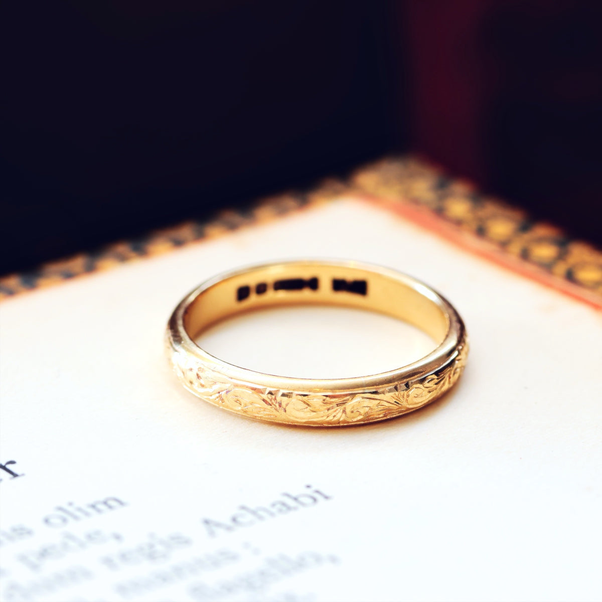Vintage Size 'P' Hand Engraved 9ct Gold Wedding Ring