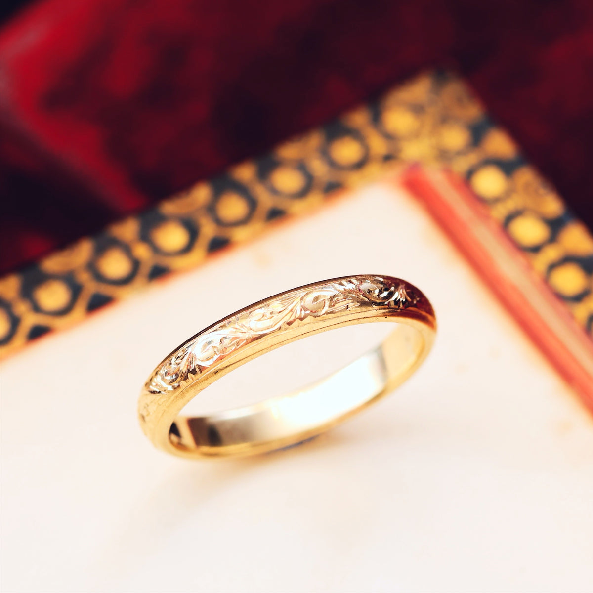 Vintage Size 'P' Hand Engraved 9ct Gold Wedding Ring