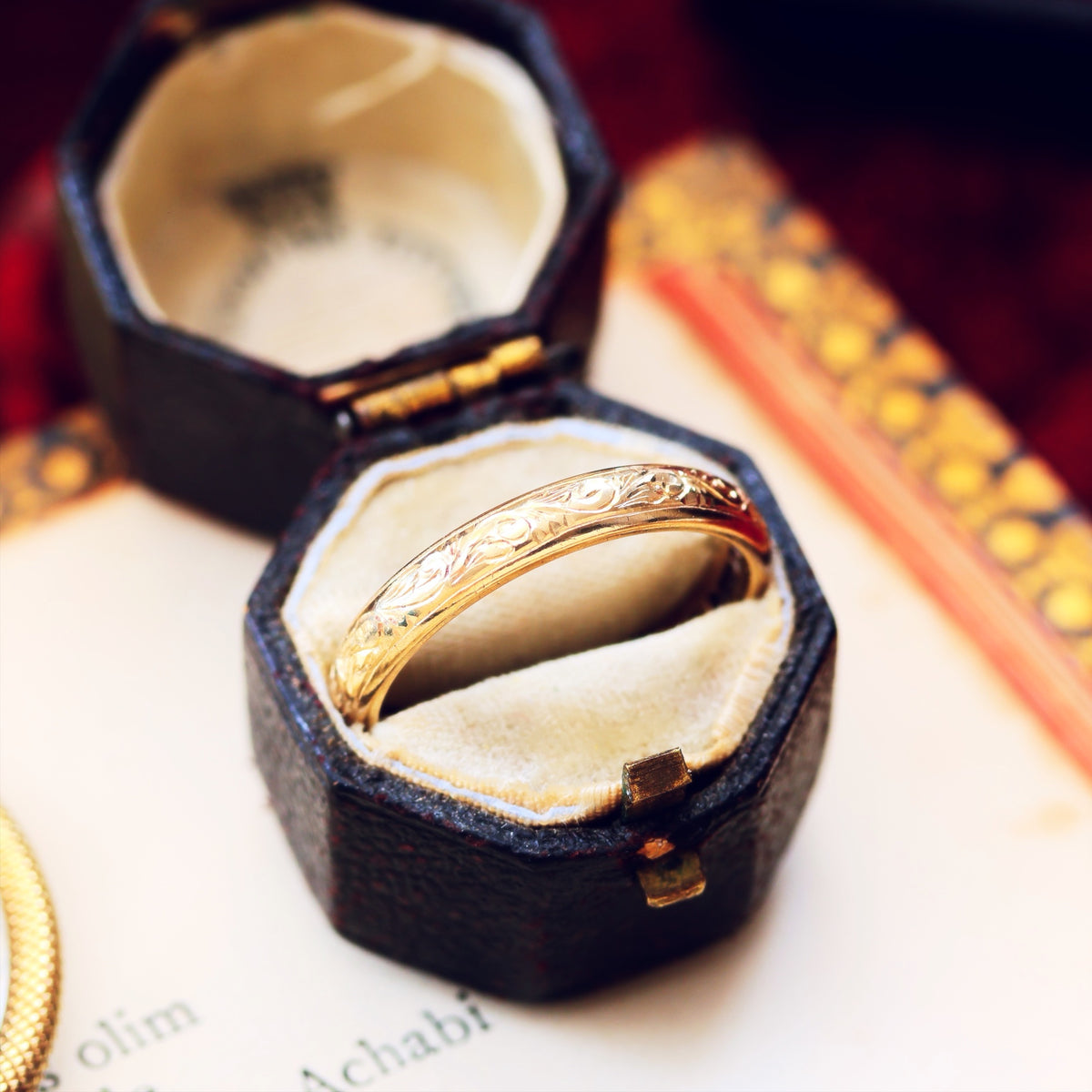 Vintage Size 'P' Hand Engraved 9ct Gold Wedding Ring