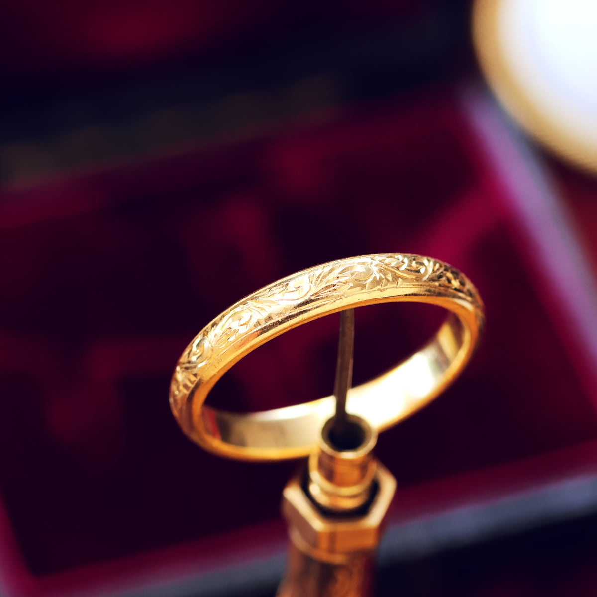 Vintage Size 'P' Hand Engraved 9ct Gold Wedding Ring