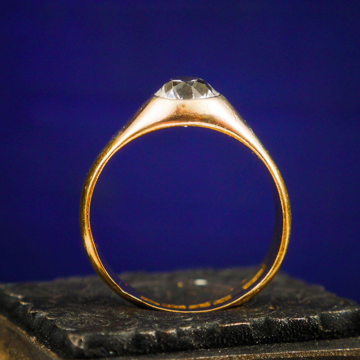 Uniquely Wonderful Date 1913 22ct Gold Paste Ring