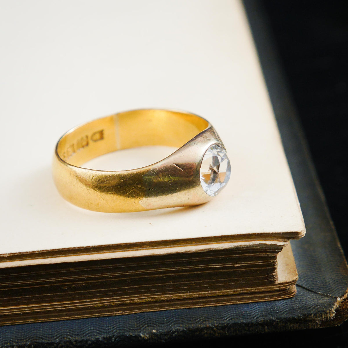 Uniquely Wonderful Date 1913 22ct Gold Paste Ring