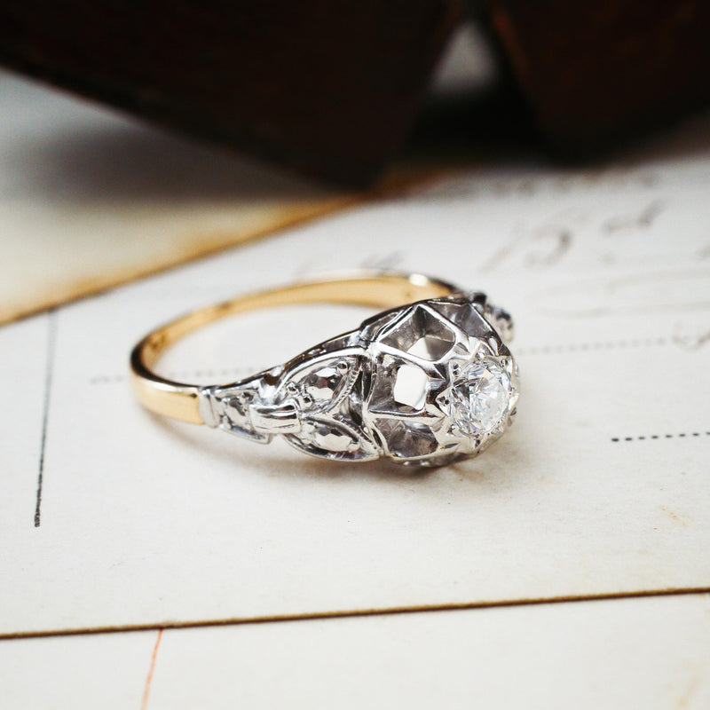 Extravagant Vintage Art Deco Diamond Engagement Ring