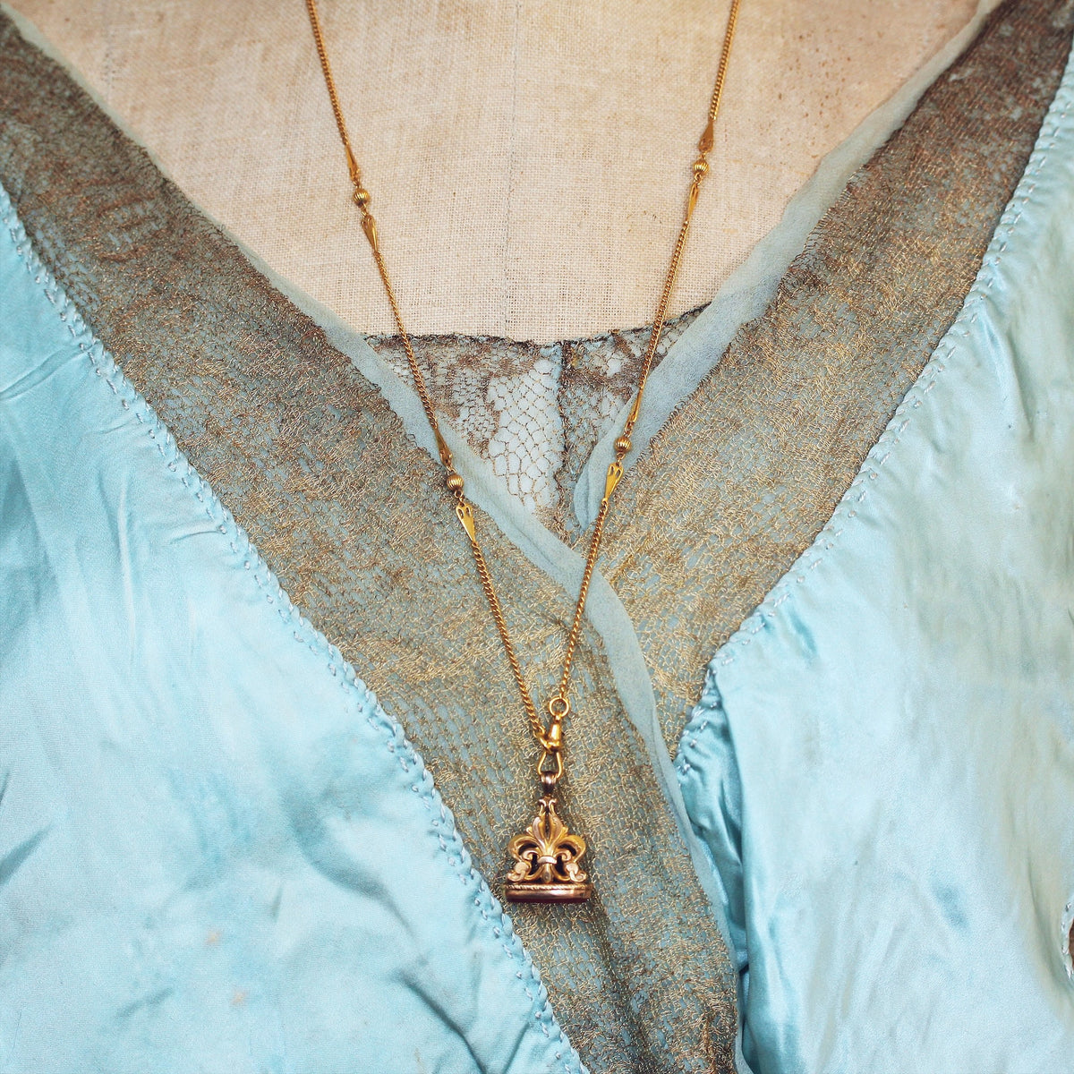 Swanky Edwardian Guard Chain & Fob