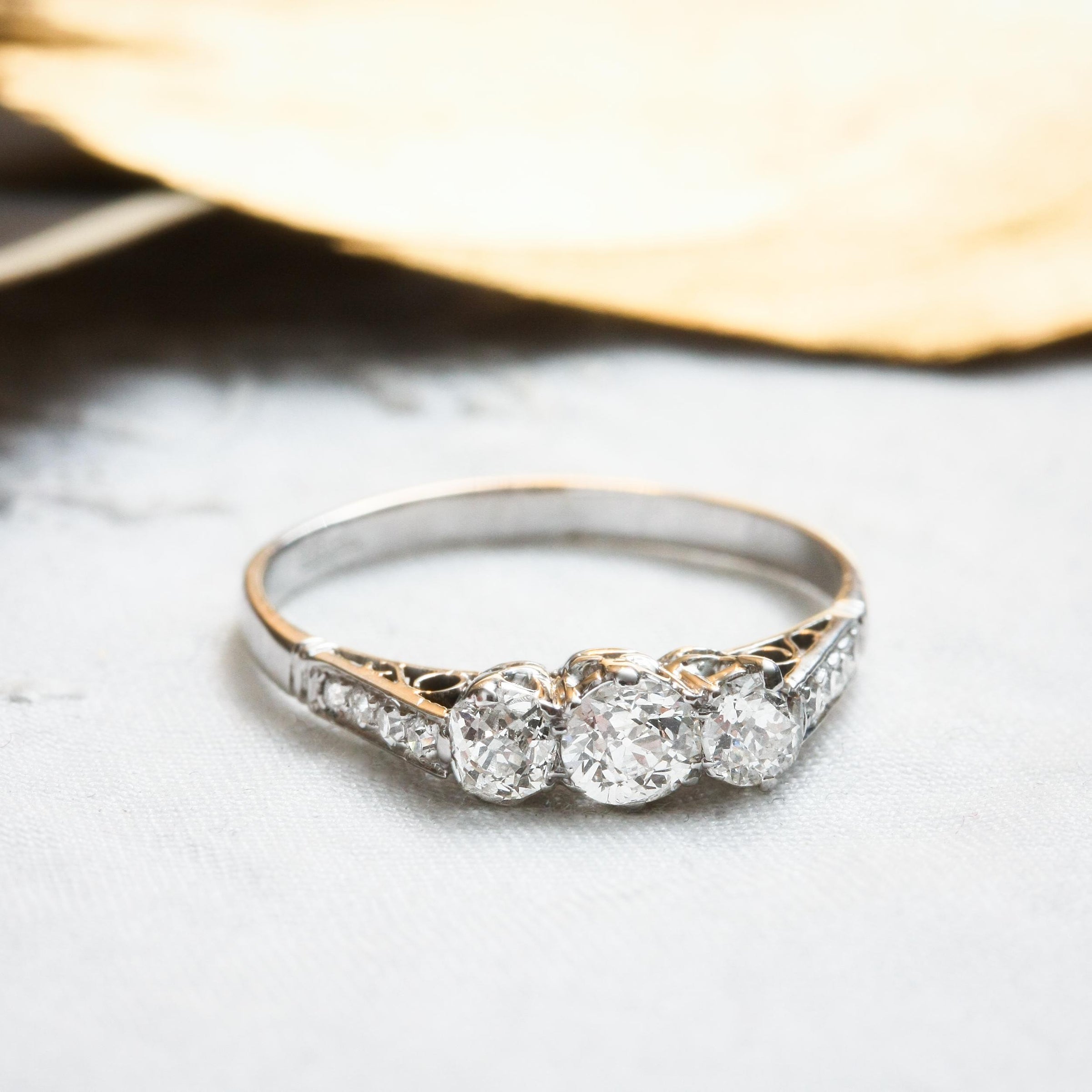 How to Find Vintage Engagement Rings - Diamond Nexus