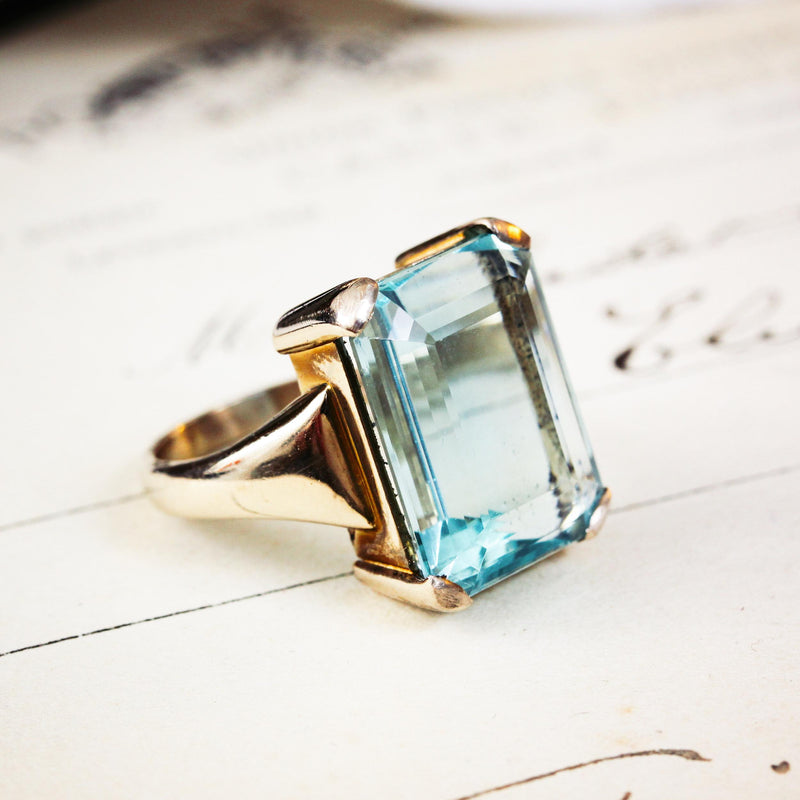 Superb Vintage Certificated Natural Aquamarine Cocktail Ring