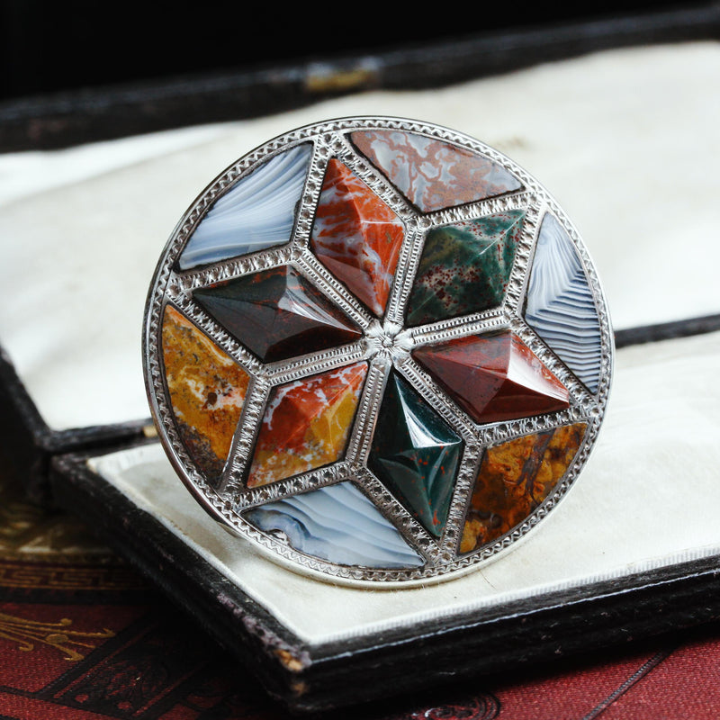 Scottish Specimen Agate Plaid Brooch