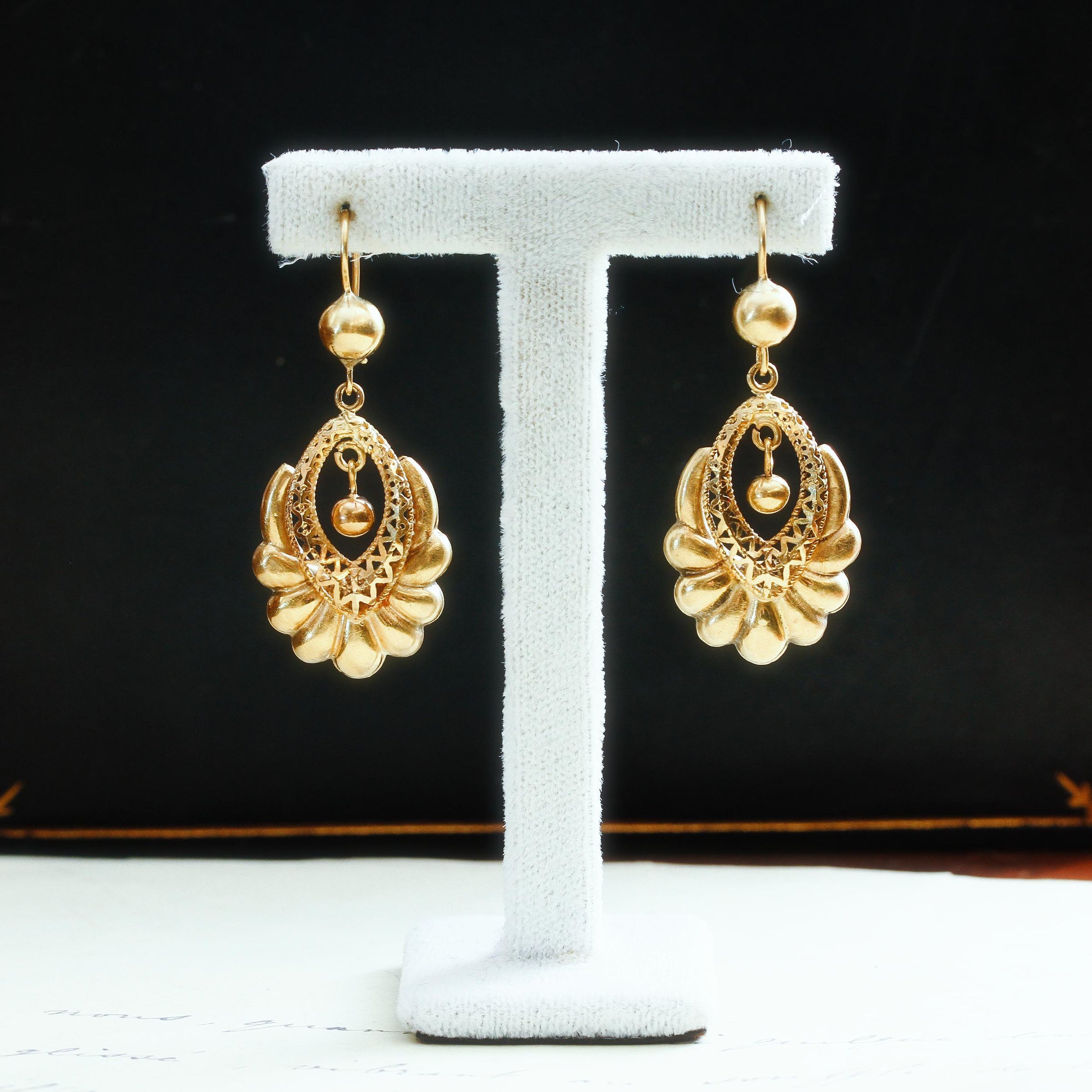 Fabuloso Vintage 18ct Gold Drop Earrings – Fetheray