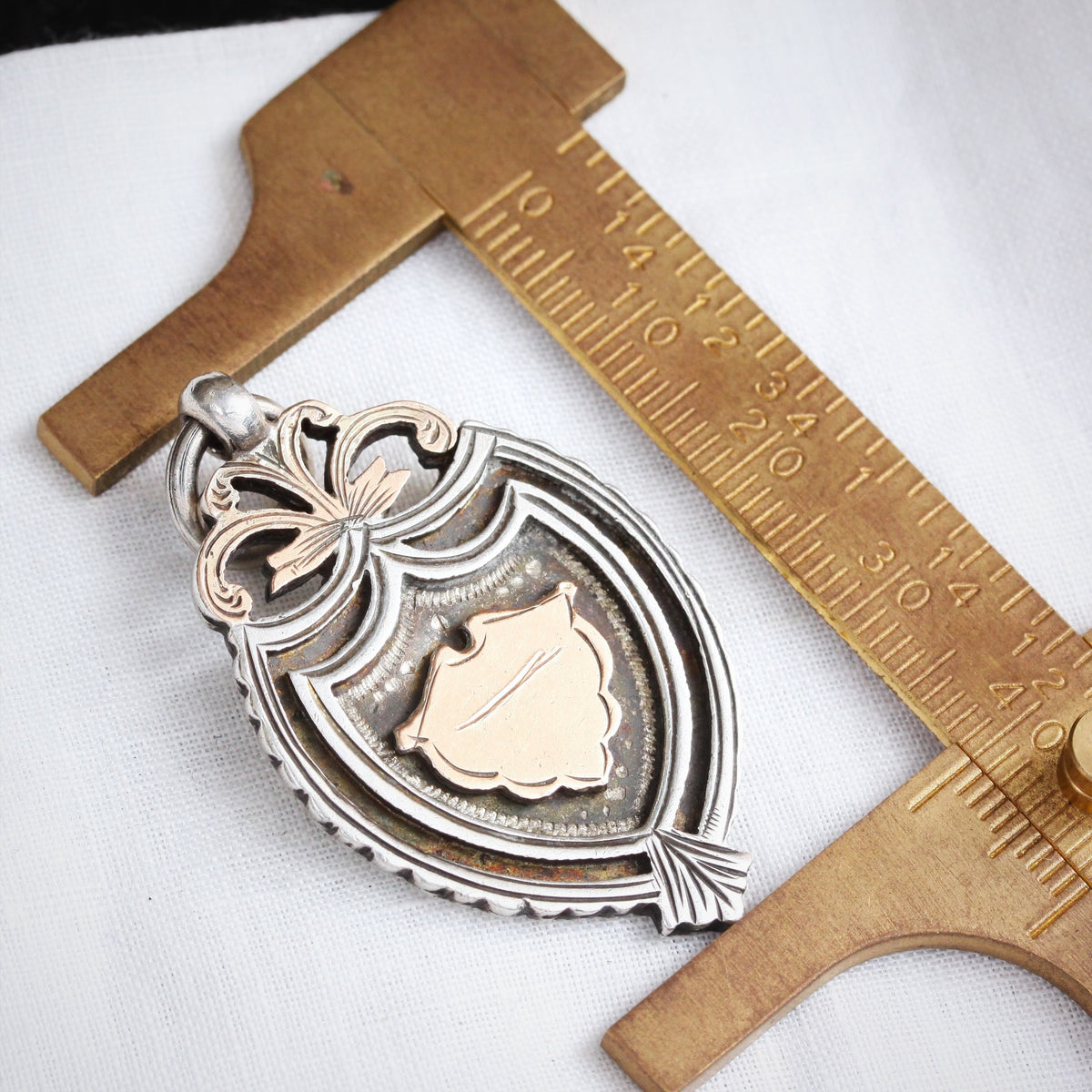 Date 1913 9ct Gold & Silver Medal Ready for Hand Engraving