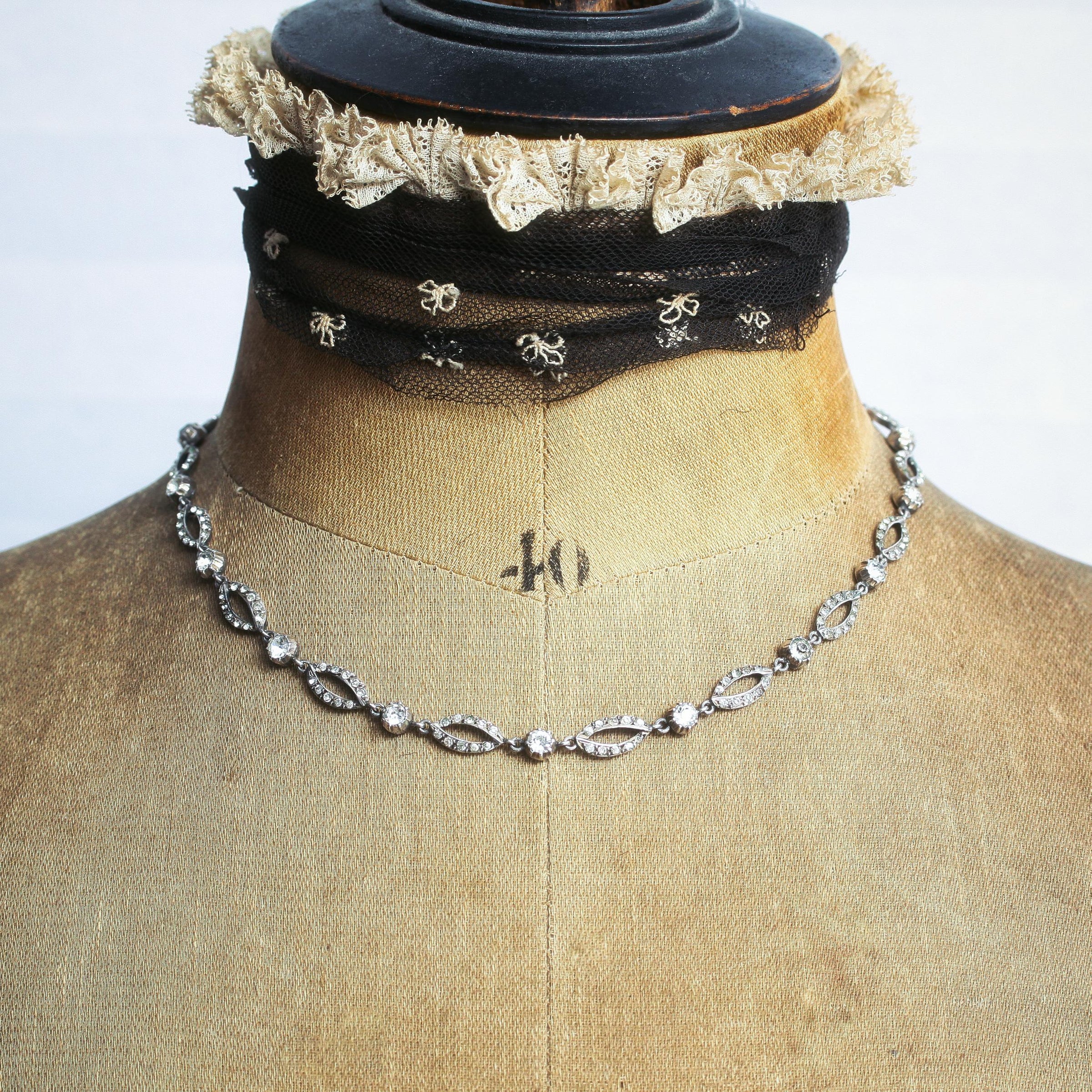 Vintage necklace styles cheap
