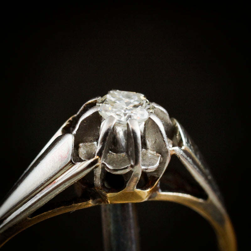 An Art Deco Original! Vintage Diamond Solitaire Engagement Ring