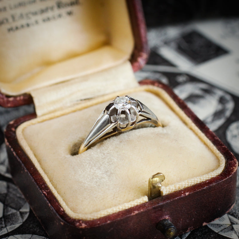 An Art Deco Original! Vintage Diamond Solitaire Engagement Ring