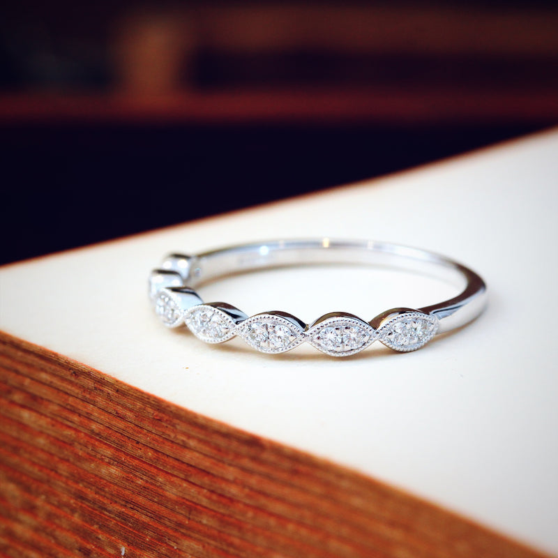 Very Pretty Vintage Style White Gold Diamond Band