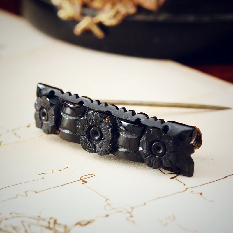 Victorian Whitby Jet Bar Brooch