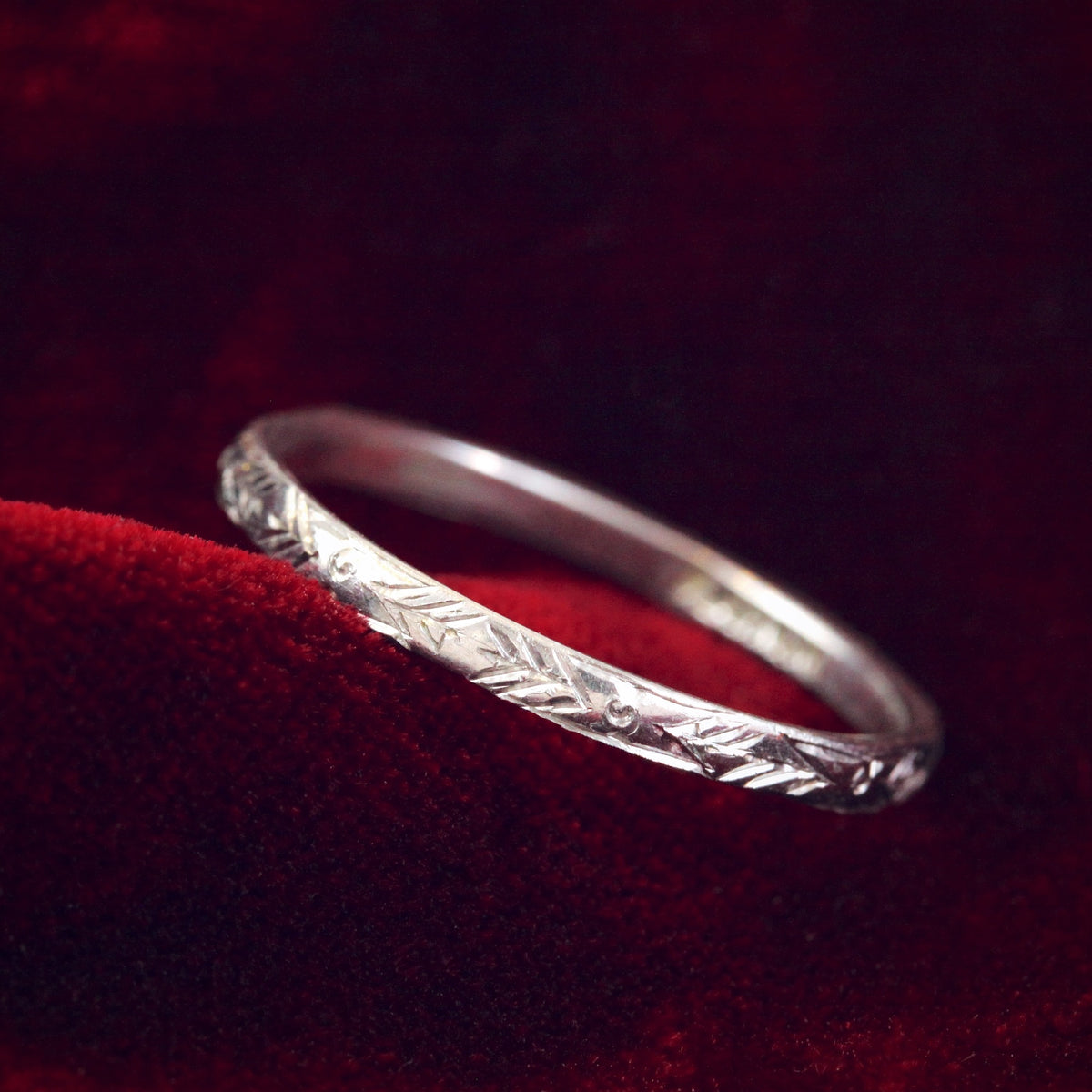 Hand Engraved Vintage Size O or 7 Platinum Wedding Band