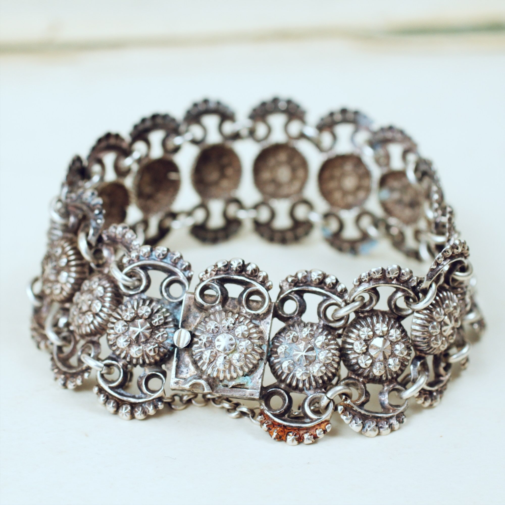 Lacy Loveliness Antique Silver Chain Bracelet – Fetheray