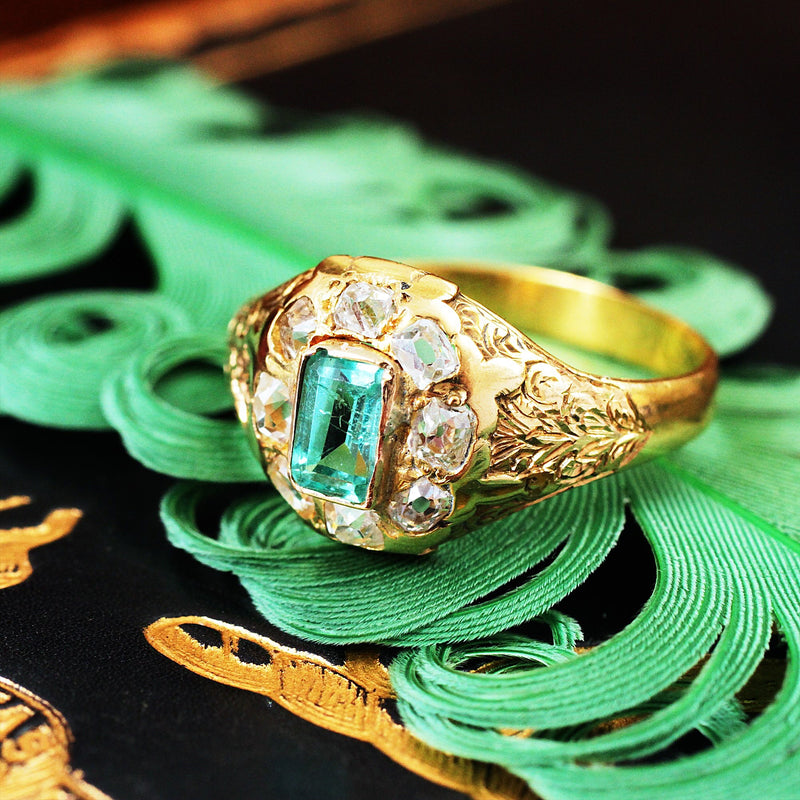 Early Victorian Emerald & Diamond Ring