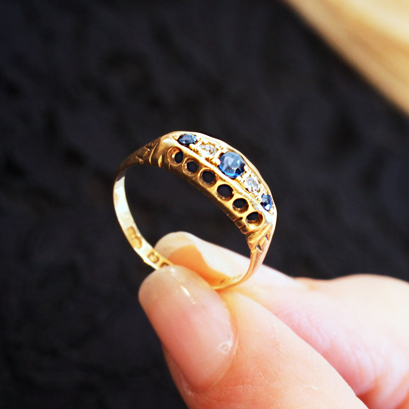 Cutest! Date 1907 Sapphire & Diamond Ring