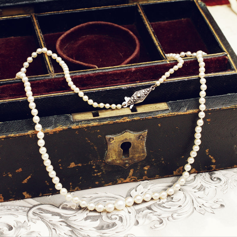 vintage-cultured-pearl-necklace