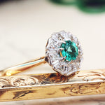 Vintage Emerald & Diamond Florette RingVintage Emerald & Diamond Florette Ring
