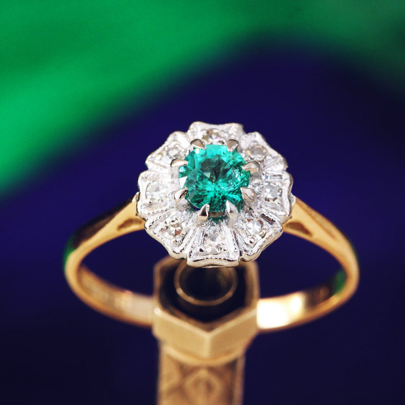Vintage Emerald & Diamond Florette Ring