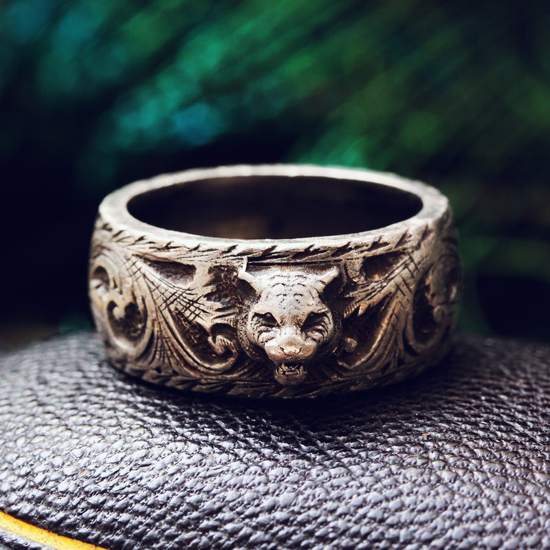 Mens pinky top rings gucci