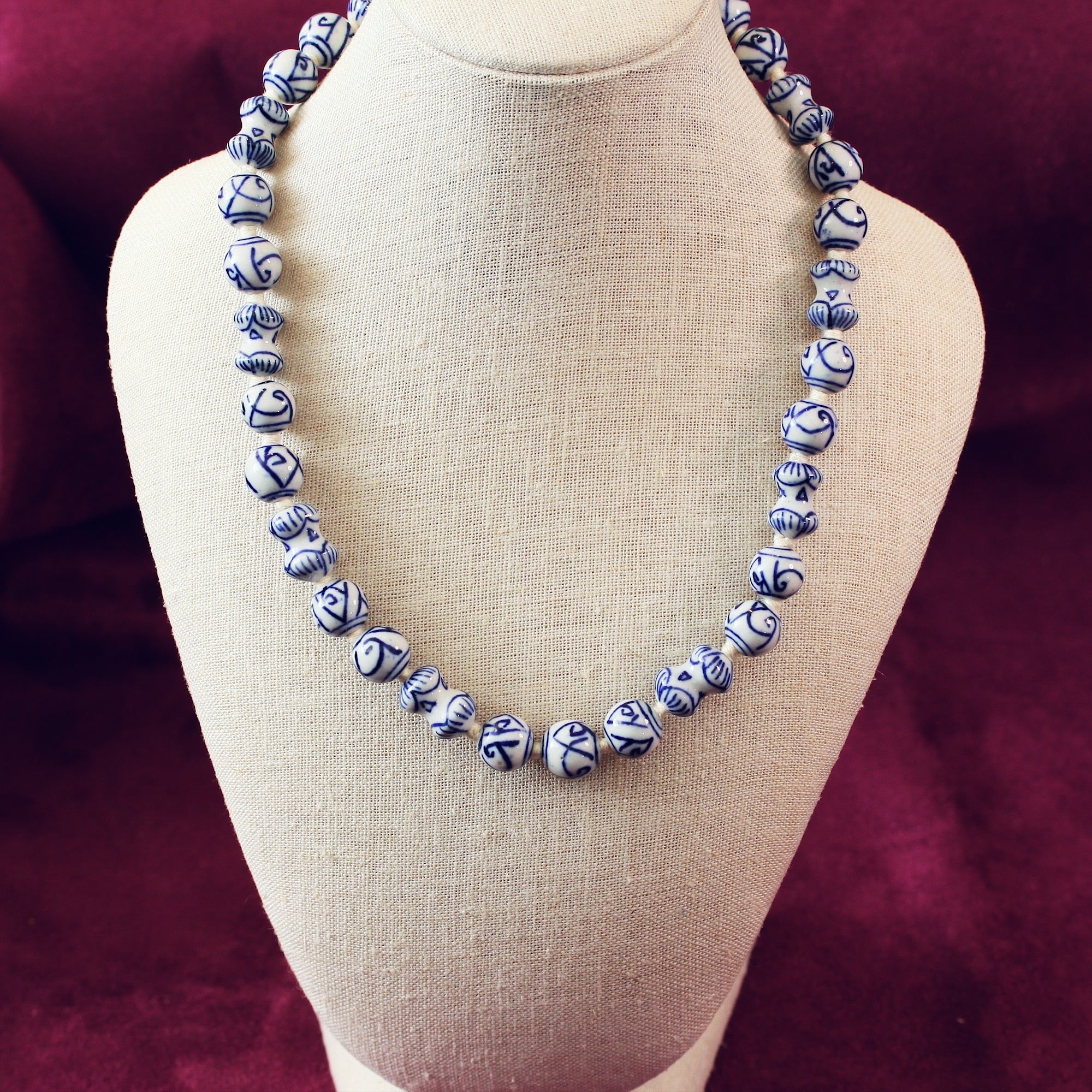 Blue white necklace shop