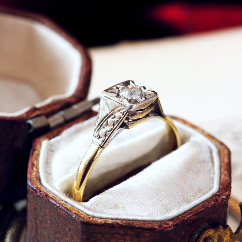 Vintage Art Deco Diamond Engagement Ring
