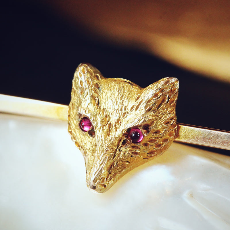 Antique Victorian Fox Tie Pin or Brooch