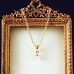 18ct Gold Diamond Solitaire Pendant with Gold Chain