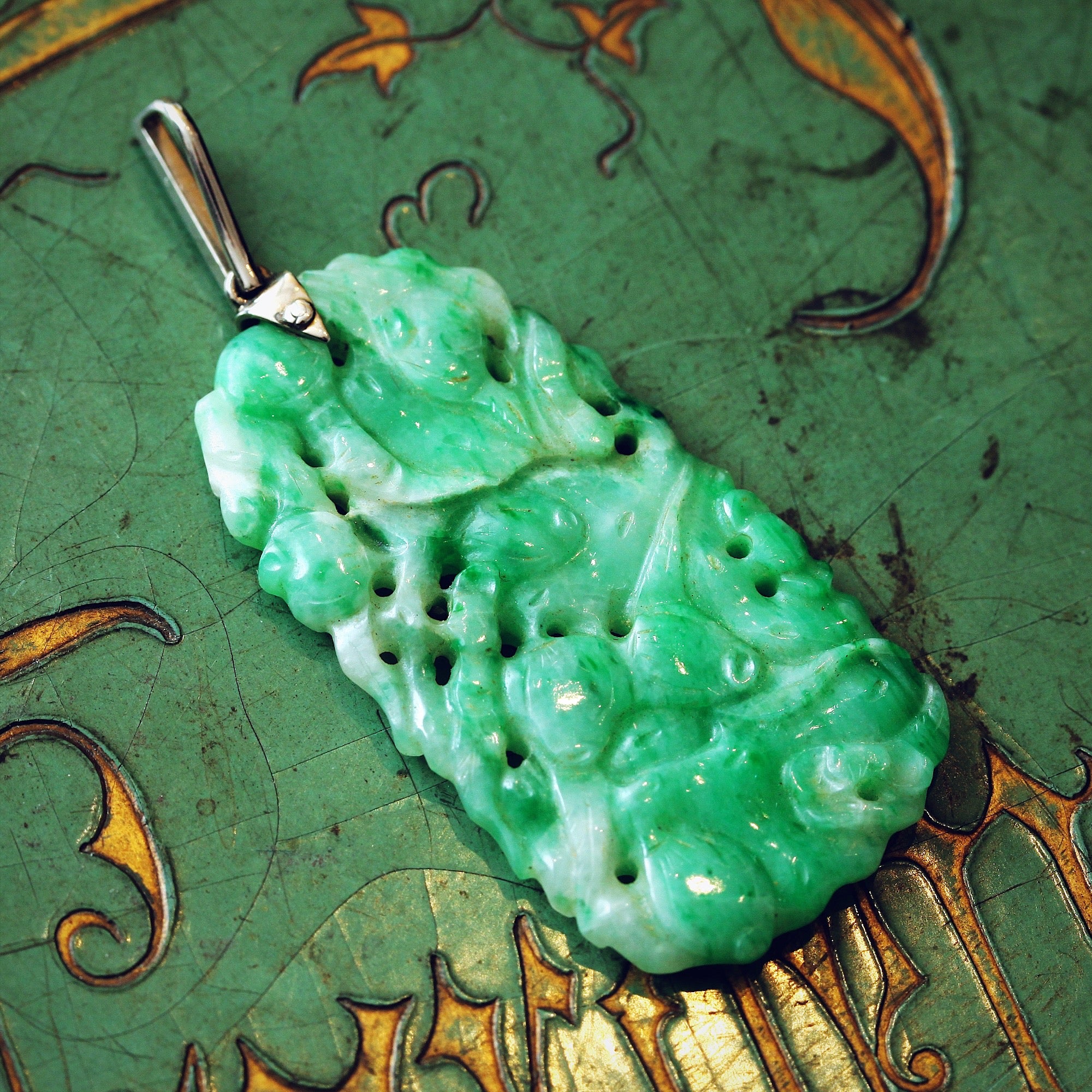 Hand carved jade pendant store