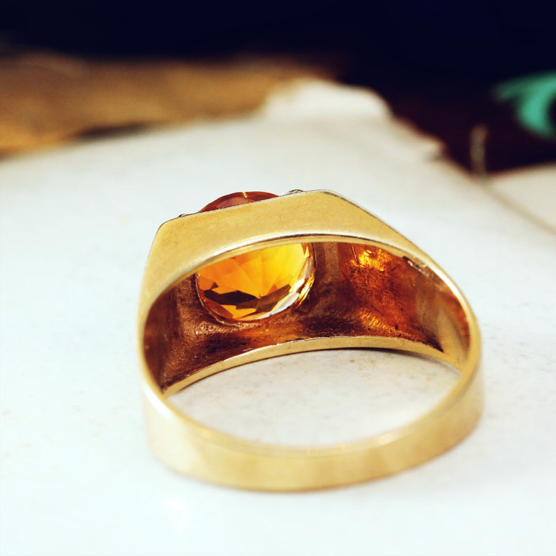 Stylish Vintage Date 1977 Citrine Cocktail Ring