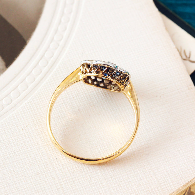 Delightful Blossom! Sapphire & Diamond Cluster Ring