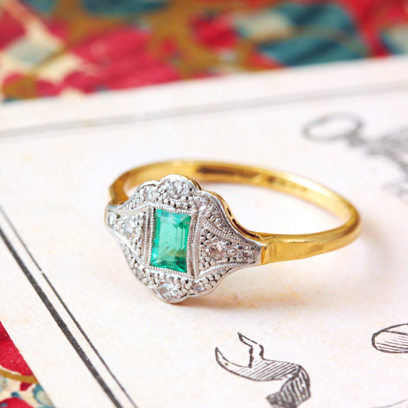 Antique 1920's Emerald & Diamond Ring