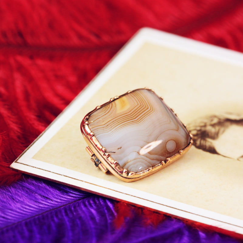 Antique Georgian Banded Scottish Agate Lace Pin