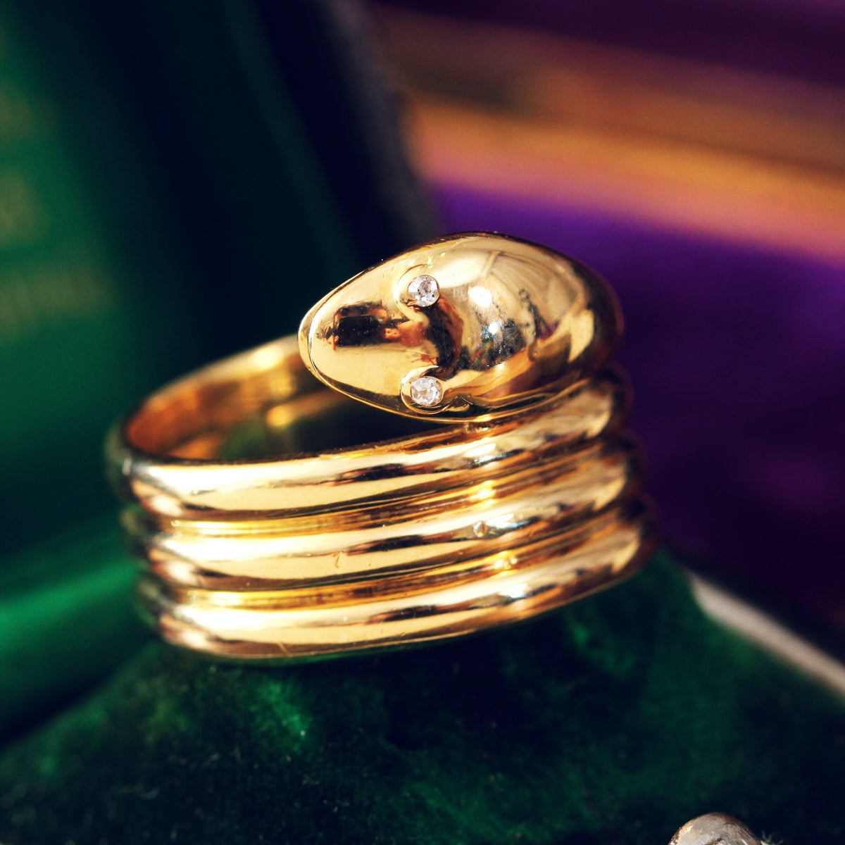 Beautiful Quality Date 1898 Diamond Snake Ring