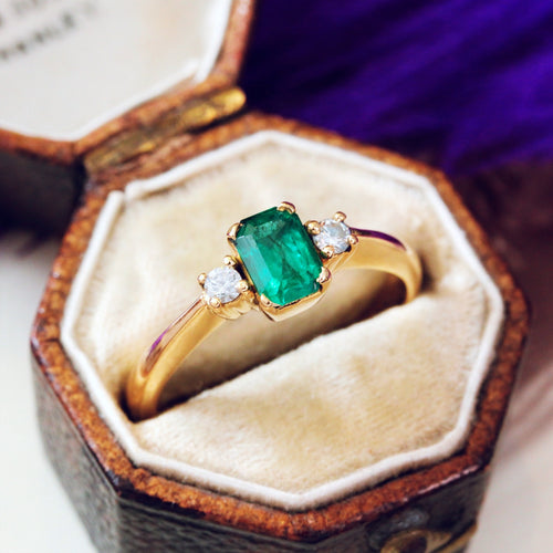 Emerald and Diamond 18ct Gold Trilogy Ring