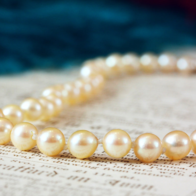 Antique cultured pearl discount necklace