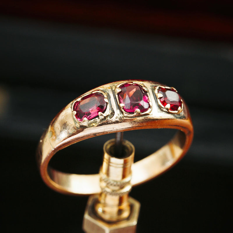 Antique Victorian Almandine Garnet Ring