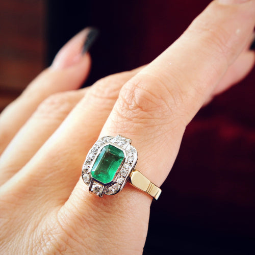 Vintage 1970s Deco Emerald and Diamond Cocktail Ring