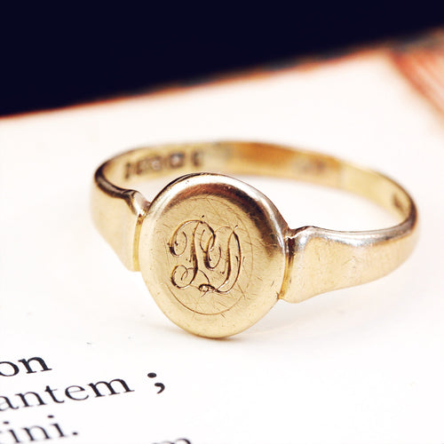 Date 1930 9ct Gold 'PD' Signet Ring