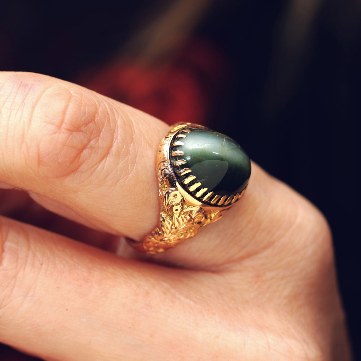 Antique Victorian Cat's Eye Chrysoberyl Ring
