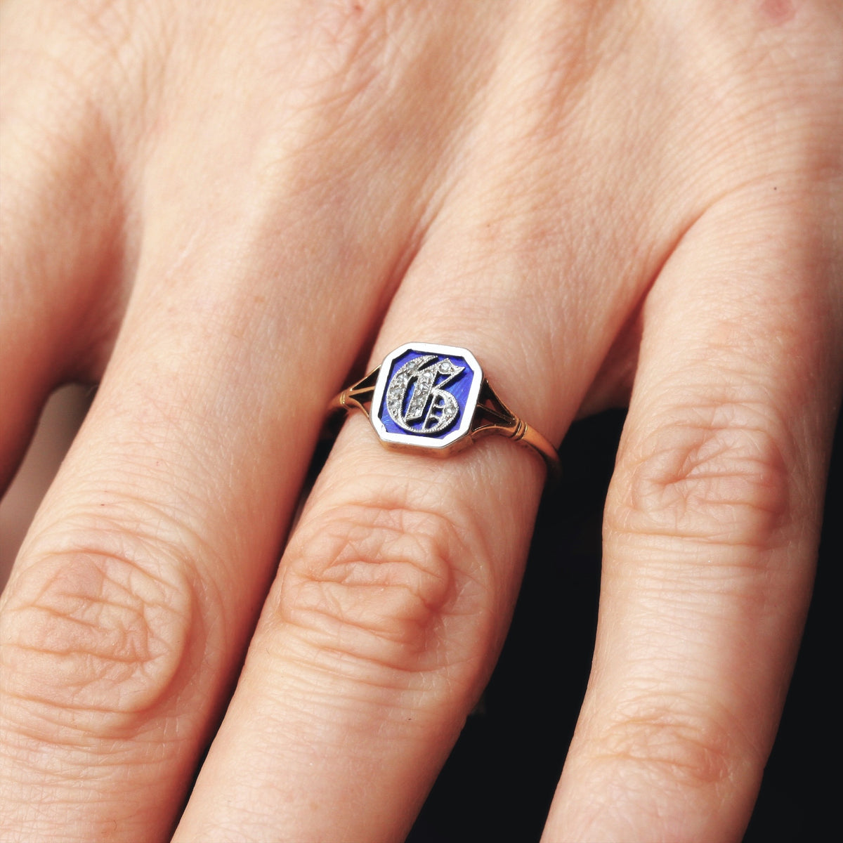 Unique Vintage 18ct Gold Diamond Initial 'G' Ring – Fetheray