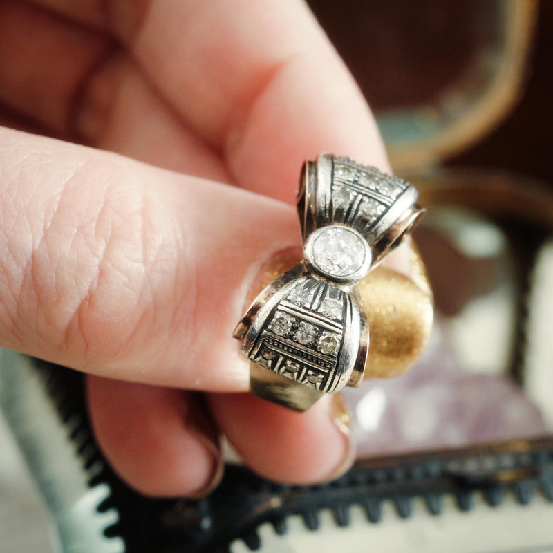 Extravagantly Glamorous Bling!! Vintage 1940's Diamond Cocktail Ring