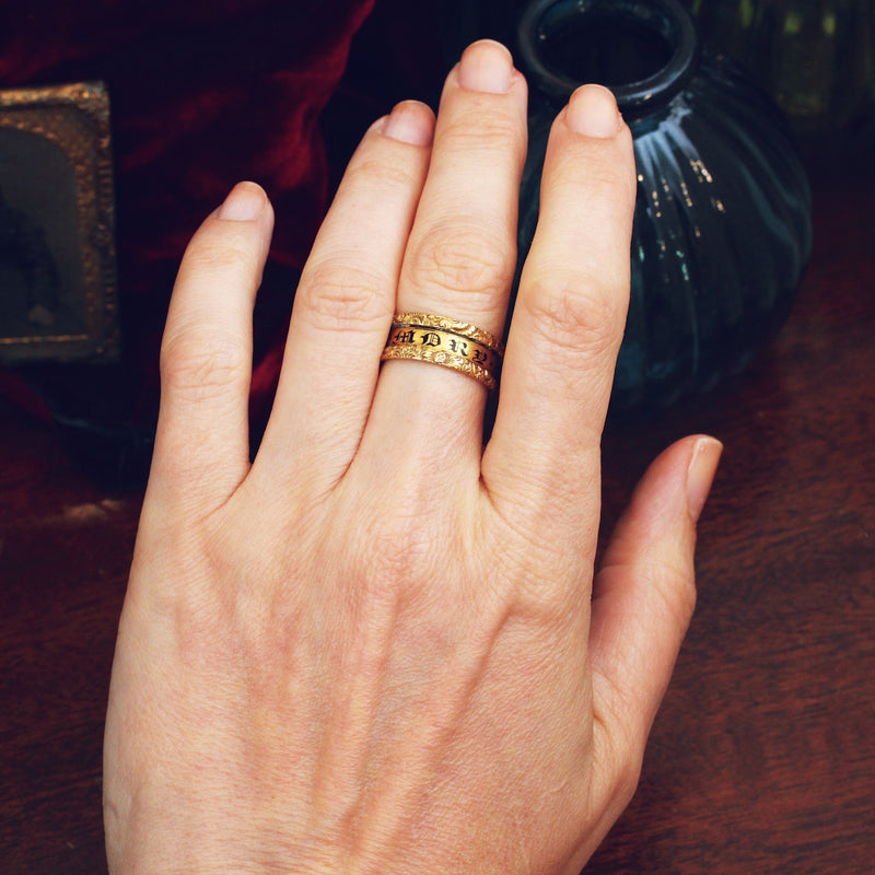 Antique Dedicated 'In Memory Of' Mourning Ring