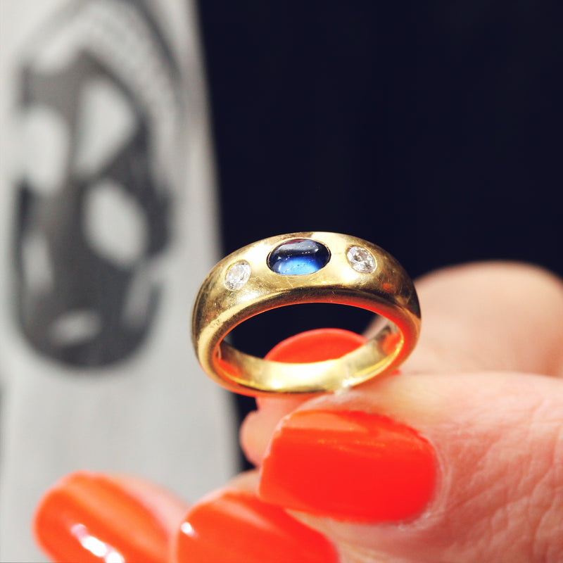 Gorgeous Quality Cabochon Sapphire & Diamond Ring