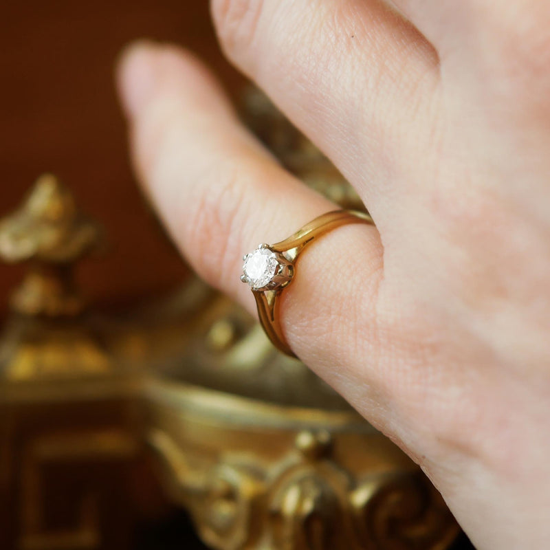 Understated Perfection! Vintage Mid Century Diamond Engagement Ring