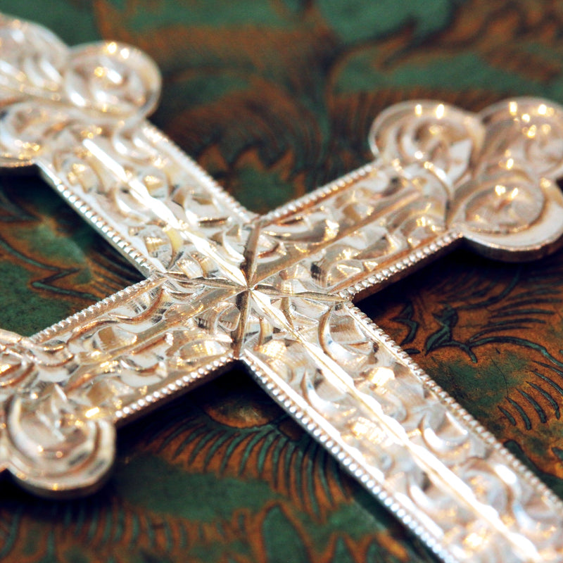 Vintage Date 1972 Victorian Revival Silver Cross